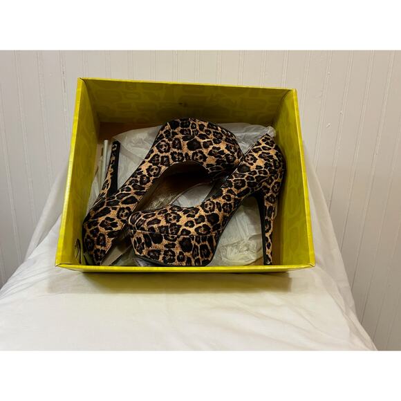 Charlotte Russe, Leopard Platform Pumps, Size 8 – Stiletto Heel - Picture 3 of 6